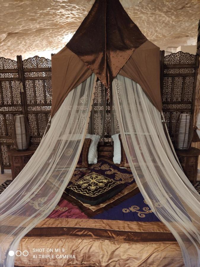 Troglodelice Bed & Breakfast Azay-le-Rideau Luaran gambar